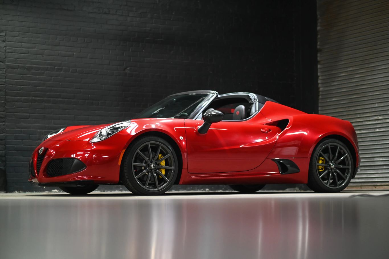 alfa romeo 4c 2015 ZARBAAB45FM169482 image alfa romeo 4c 2015 ZARBAAB45FM169482 image